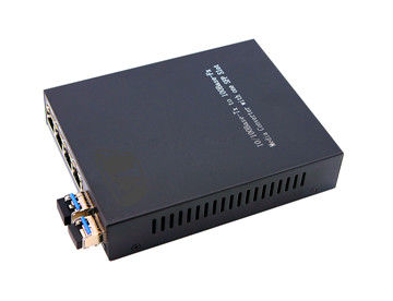 kaufen 2FX 4TX 10/100/1000M Fiber Ethernet Medienwandler mit 4 RJ45-Anschlüssen und 2 Fiberanschlüssen online manufacture